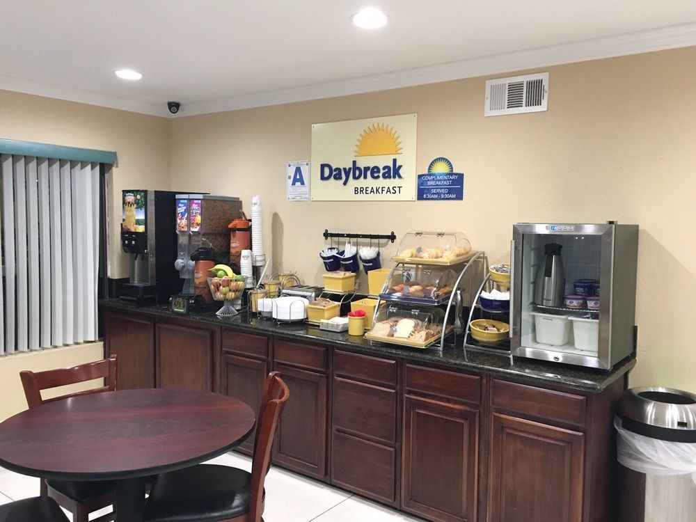 Days Inn & Suites Sdsu - La Mesa - San Diego Ngoại thất bức ảnh